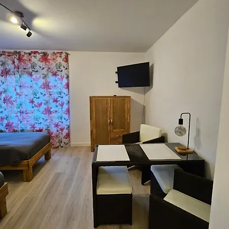 Moderne Ferienwohnung Messe Koeln Rosrath